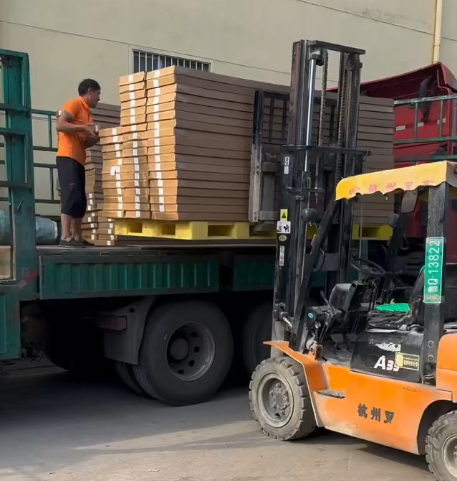 Decoration Materials Engineering for Commercial Complexes in the Middle East